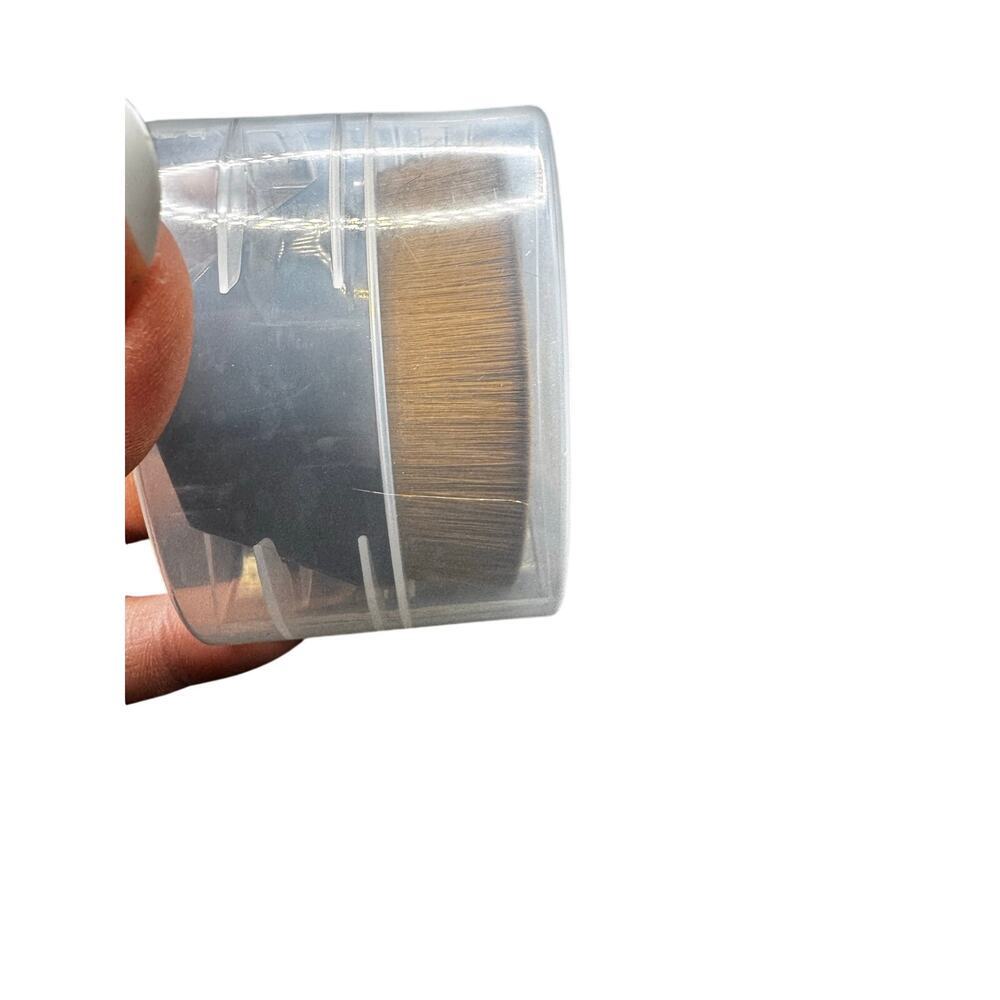NWT Flat Foundation Brush In Clear Case